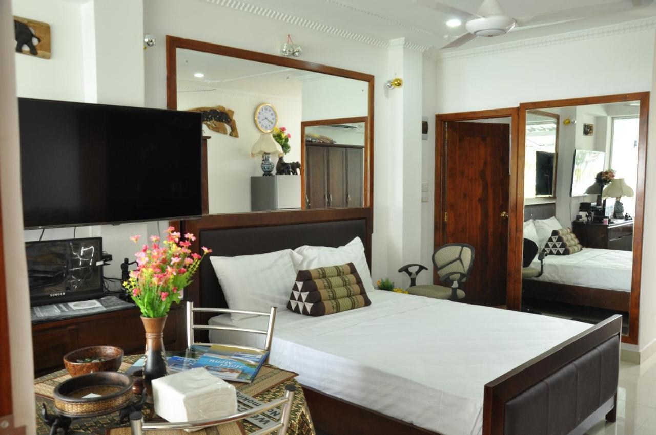 Goviyapana Beach Hotel Ahangama Exterior photo